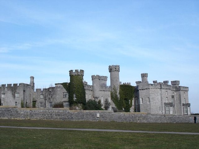 Bodelwyddan_Castle2