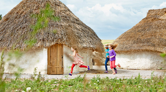 running-around-the-neolithic-houses-robert-smith-crop
